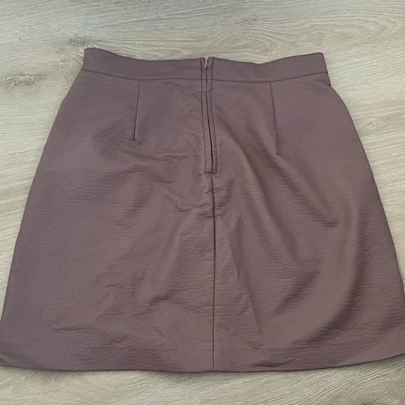 Faux Leather Mini Skirt - Picture 3 of 4